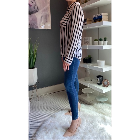 Express Black & White Button Down Blouse - Picture 3 of 10